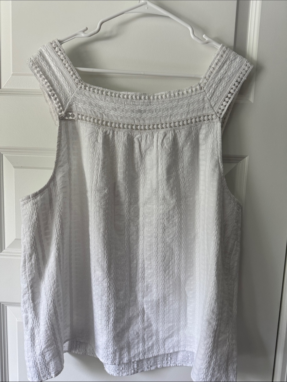 Talbots White Textured Square-Neck Sleeveless Tank - Picture 6 of 8